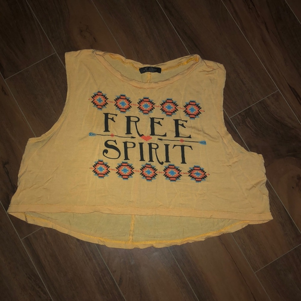 Crop top